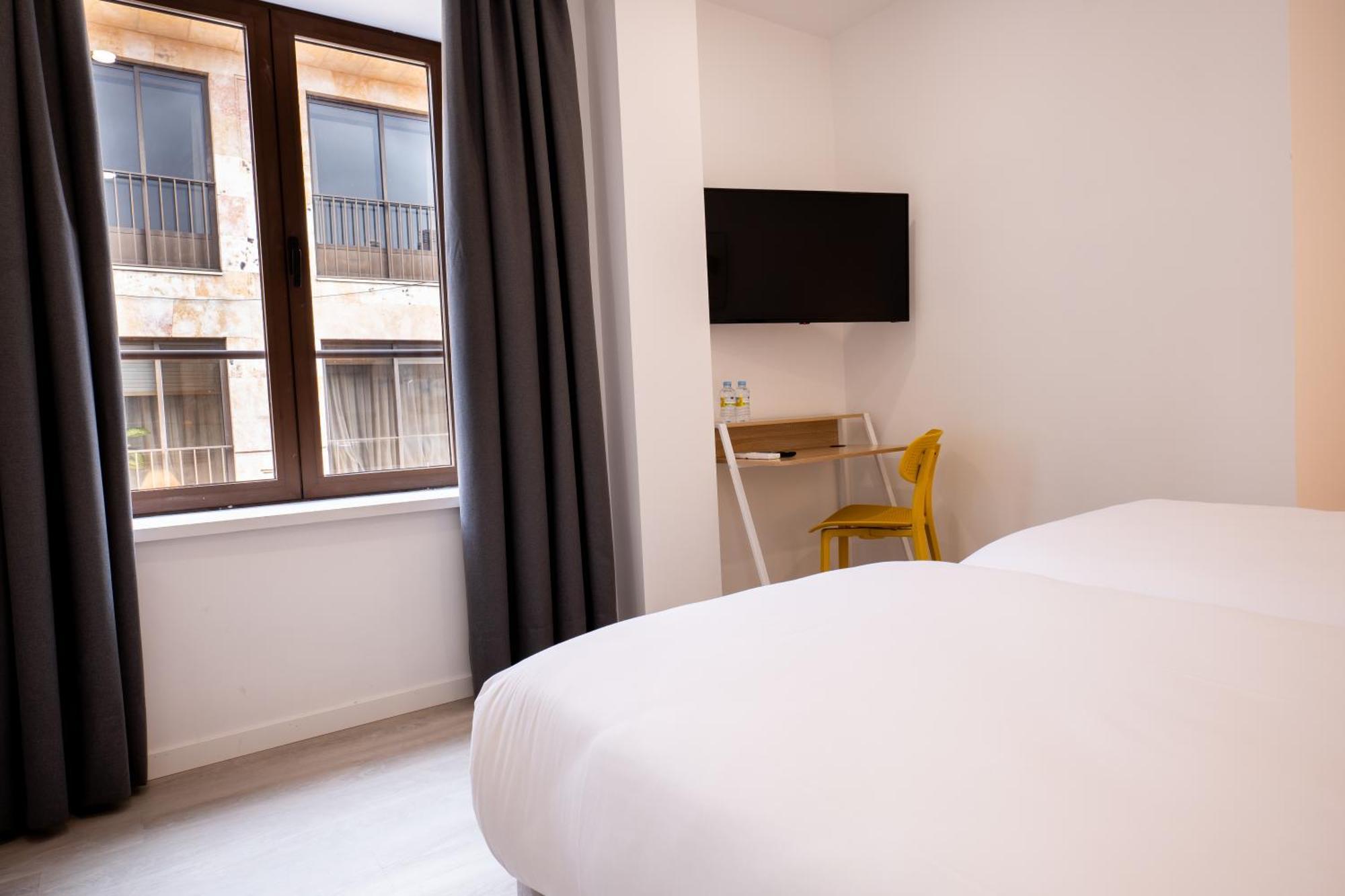 Hotel Gran Via By Gaiarooms 萨拉曼卡 外观 照片
